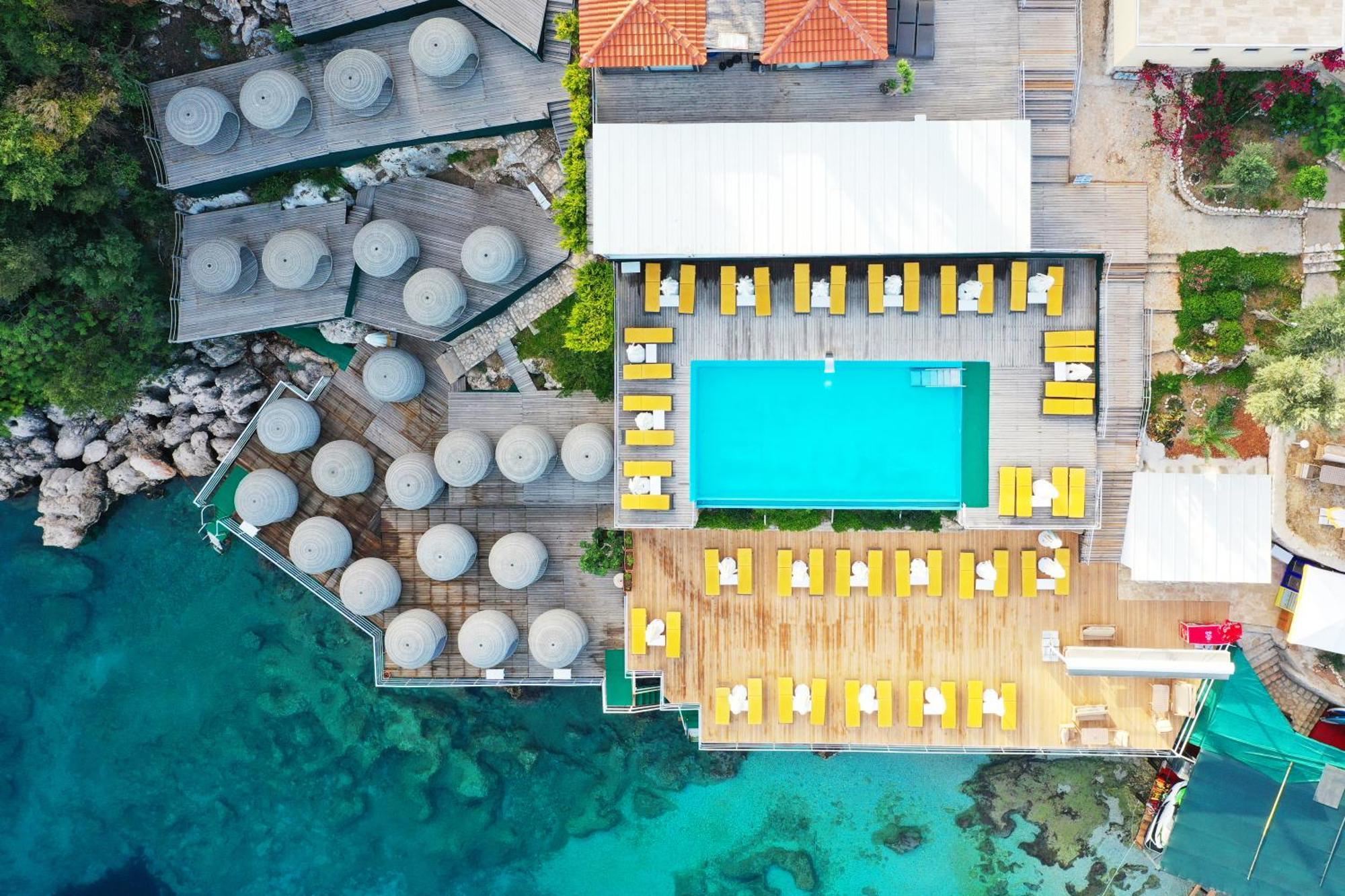 Greenbeach Hotel คัลคัน ภายนอก รูปภาพ